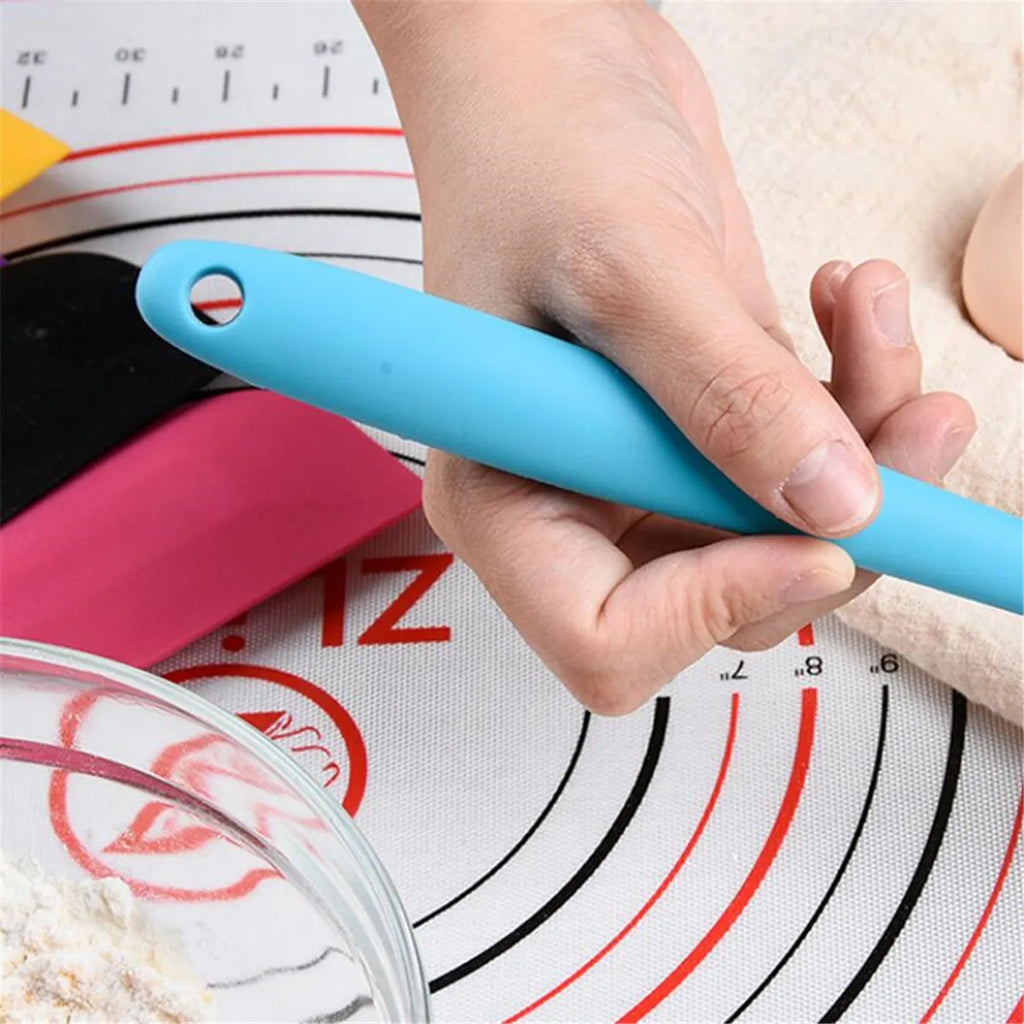 Silicone Pastry Spatula – Multi-Purpose Baking & Cake Smoother