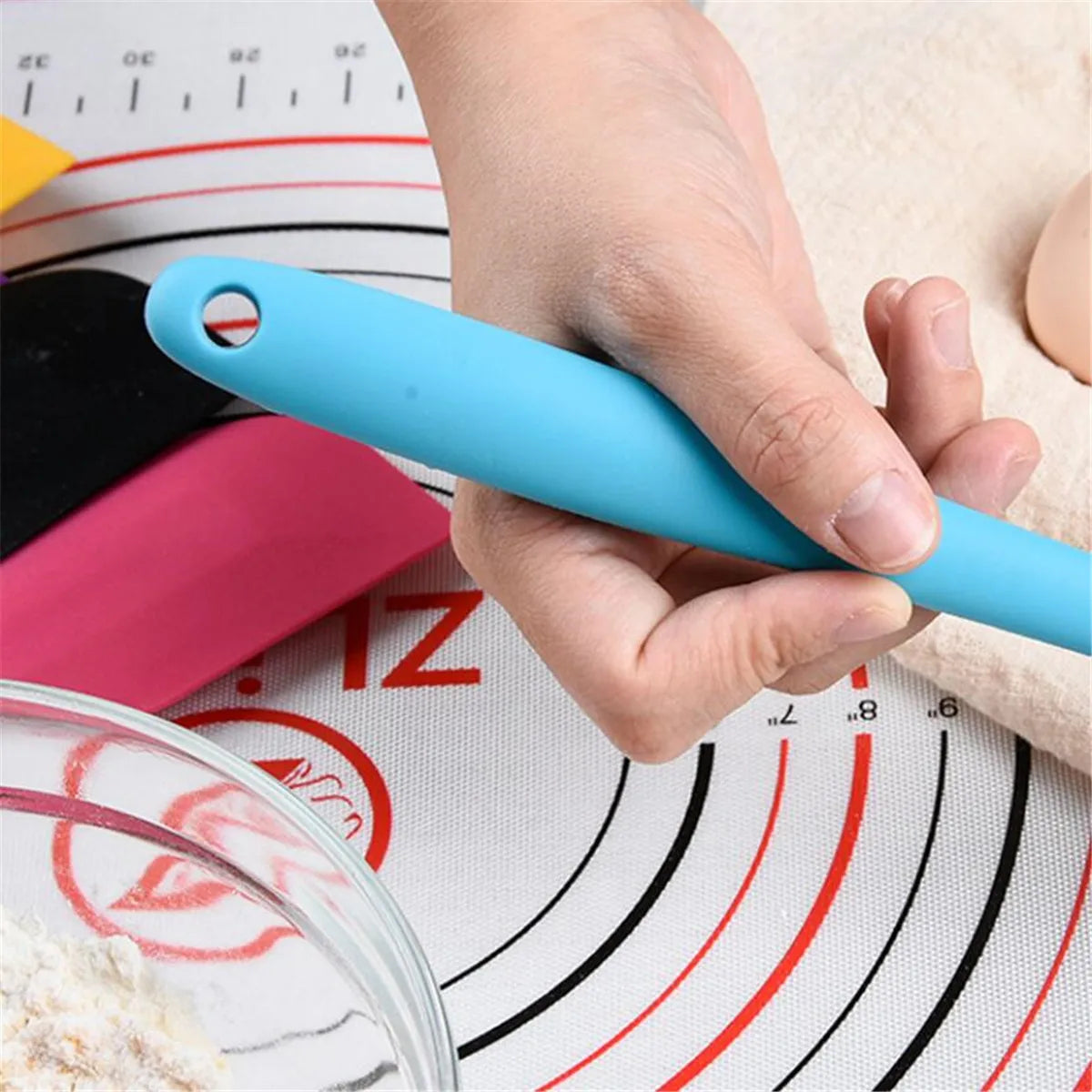 Silicone Pastry Spatula – Multi-Purpose Baking & Cake Smoother