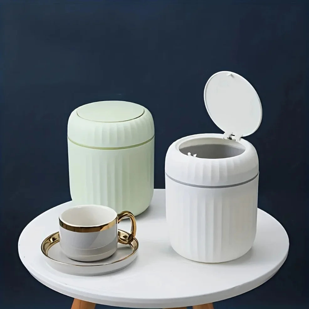 Mini Desktop Trash Can with Lid Durable Plastic Garbage Waste Bin for Office, Bedroom & Home