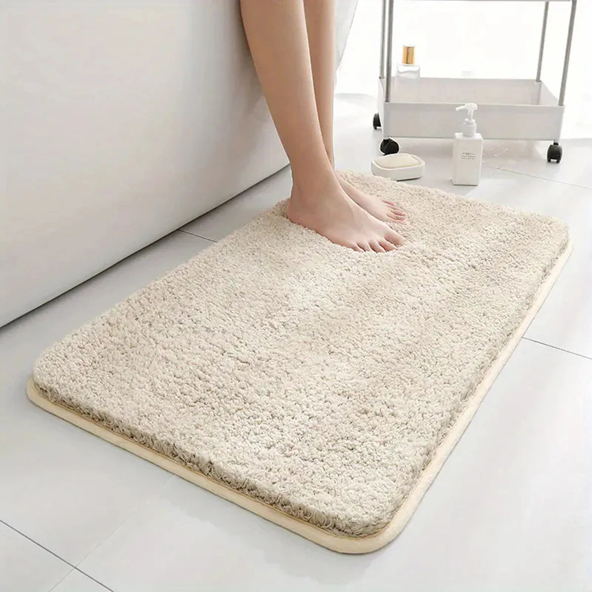 Super Water-Absorbent Anti-Slip Bathroom Floor Mat, Long Hair Friendly Bath Mat for Bedroom & Home