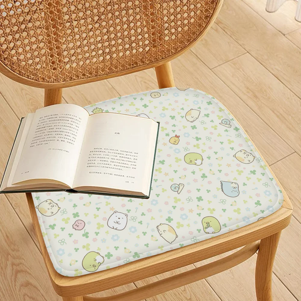 Cute Cartoon Seat Cushion Flannel Sponge Anti-Slip Breathable 40-50cm