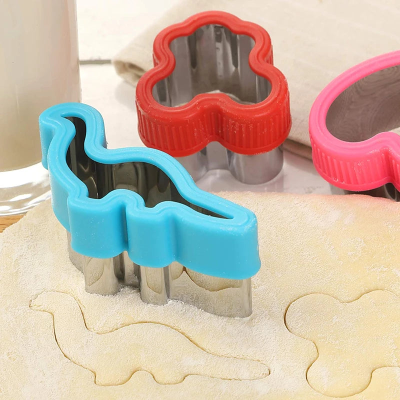 Stainless Steel Sandwich Cutter – Eco-Friendly & Durable Baking Tool