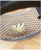 Stainless Steel Garlic Press – Handheld Garlic Crusher Tool