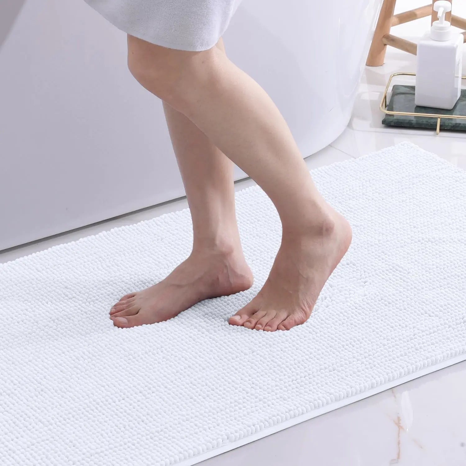 Homaxy Chenille Bathroom Mat – Non-Slip Dirt & Water Absorbent Microfiber Rug