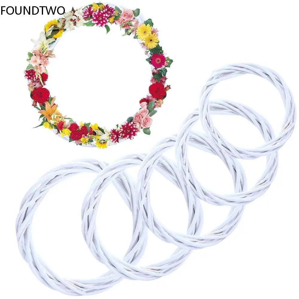 White Wicker Rattan Wreath Ornament Round Christmas Hanging Decor
