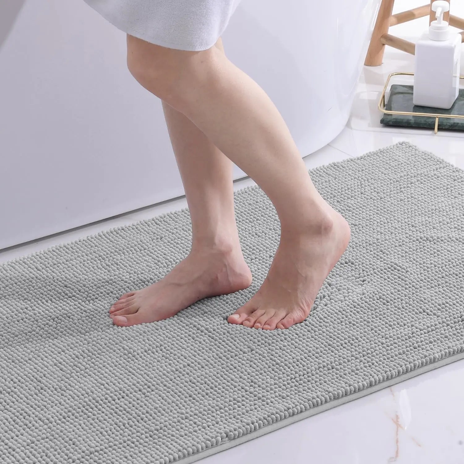 Homaxy Chenille Bathroom Mat – Non-Slip Dirt & Water Absorbent Microfiber Rug