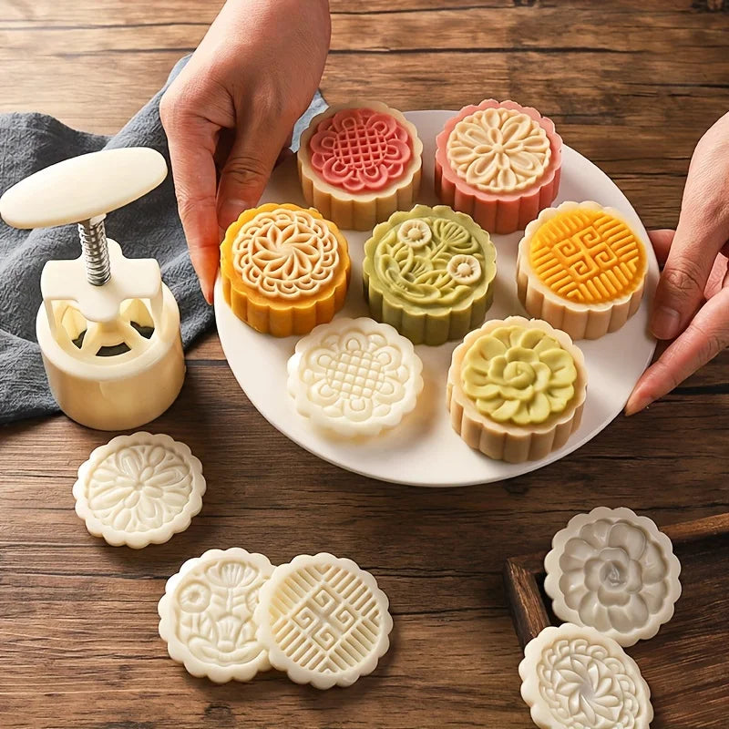 Mooncake Mold Set – Flower-Shaped Plastic Press for Baking & Fondant