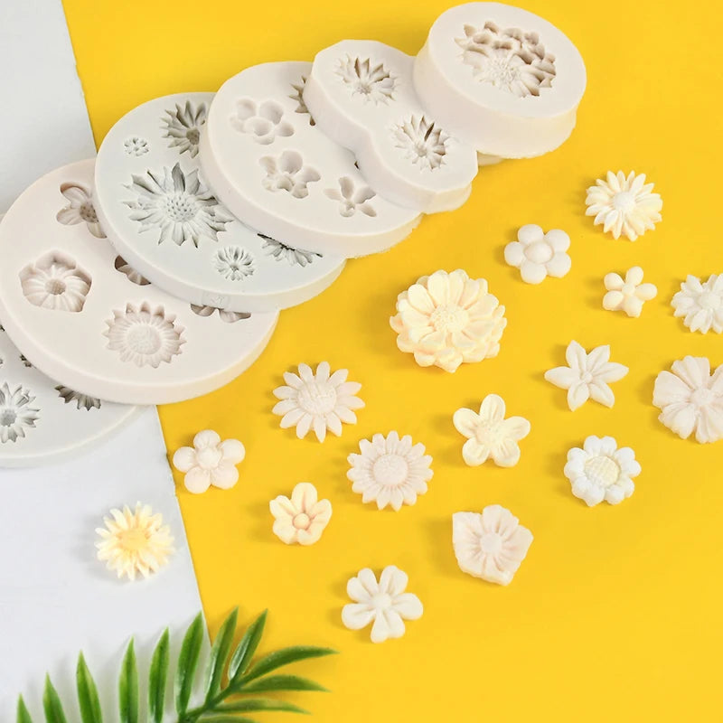 Silicone Cake Mold – Reusable, Non-Stick Baking Tool
