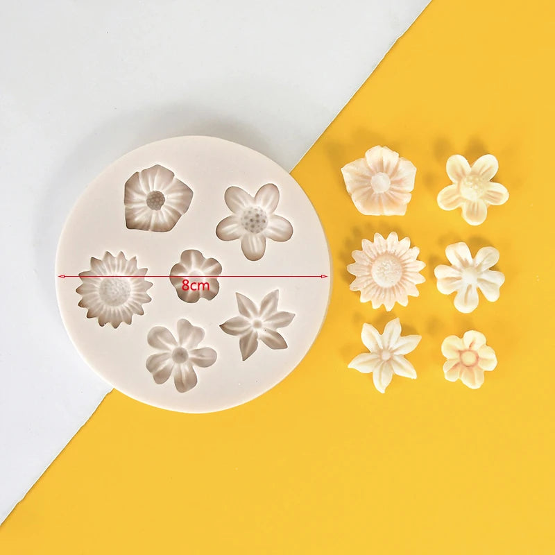 Silicone Cake Mold – Reusable, Non-Stick Baking Tool
