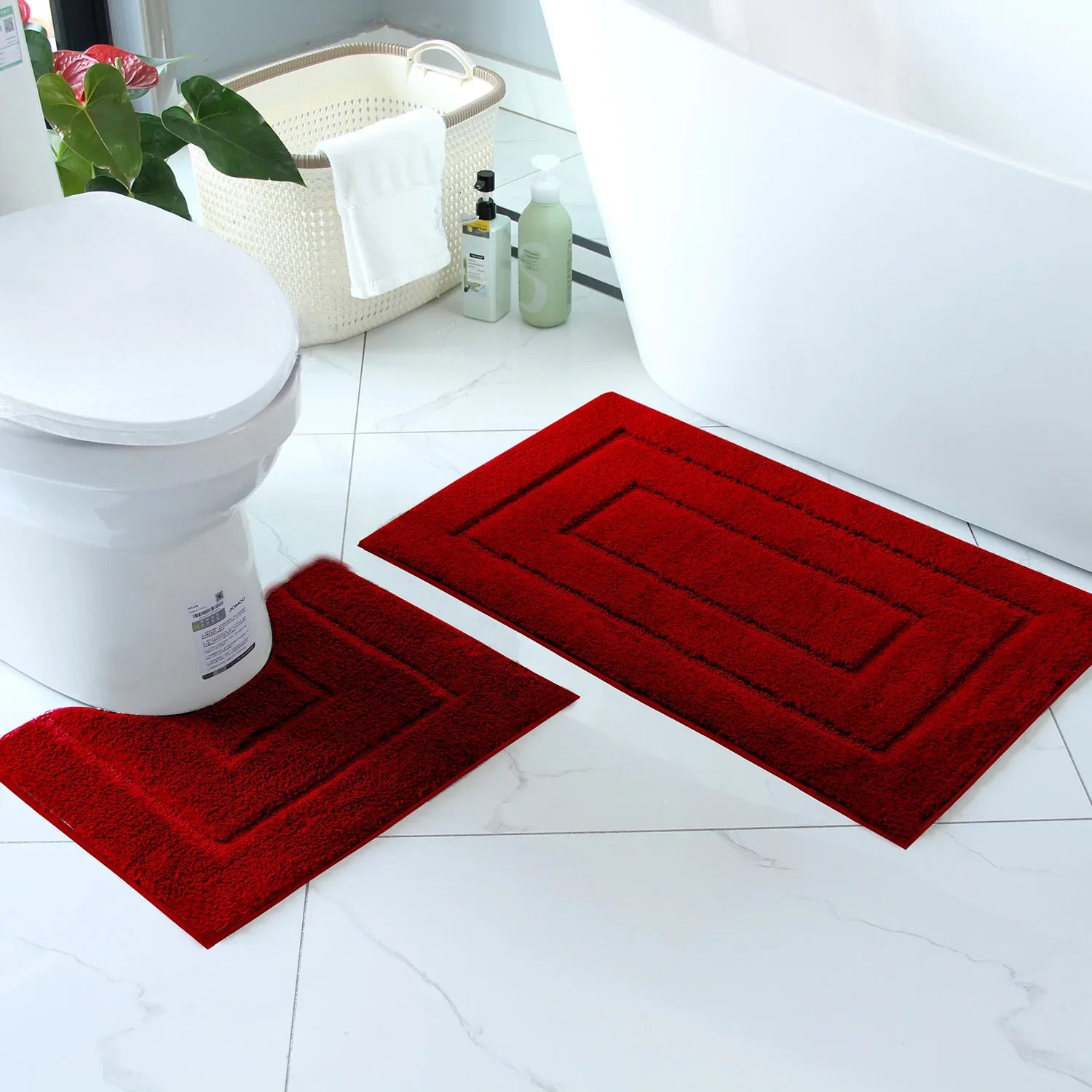 Plush Back-Shaped Bathroom Floor Mat – Anti-Slip Absorbent Foot & Entrance Mat