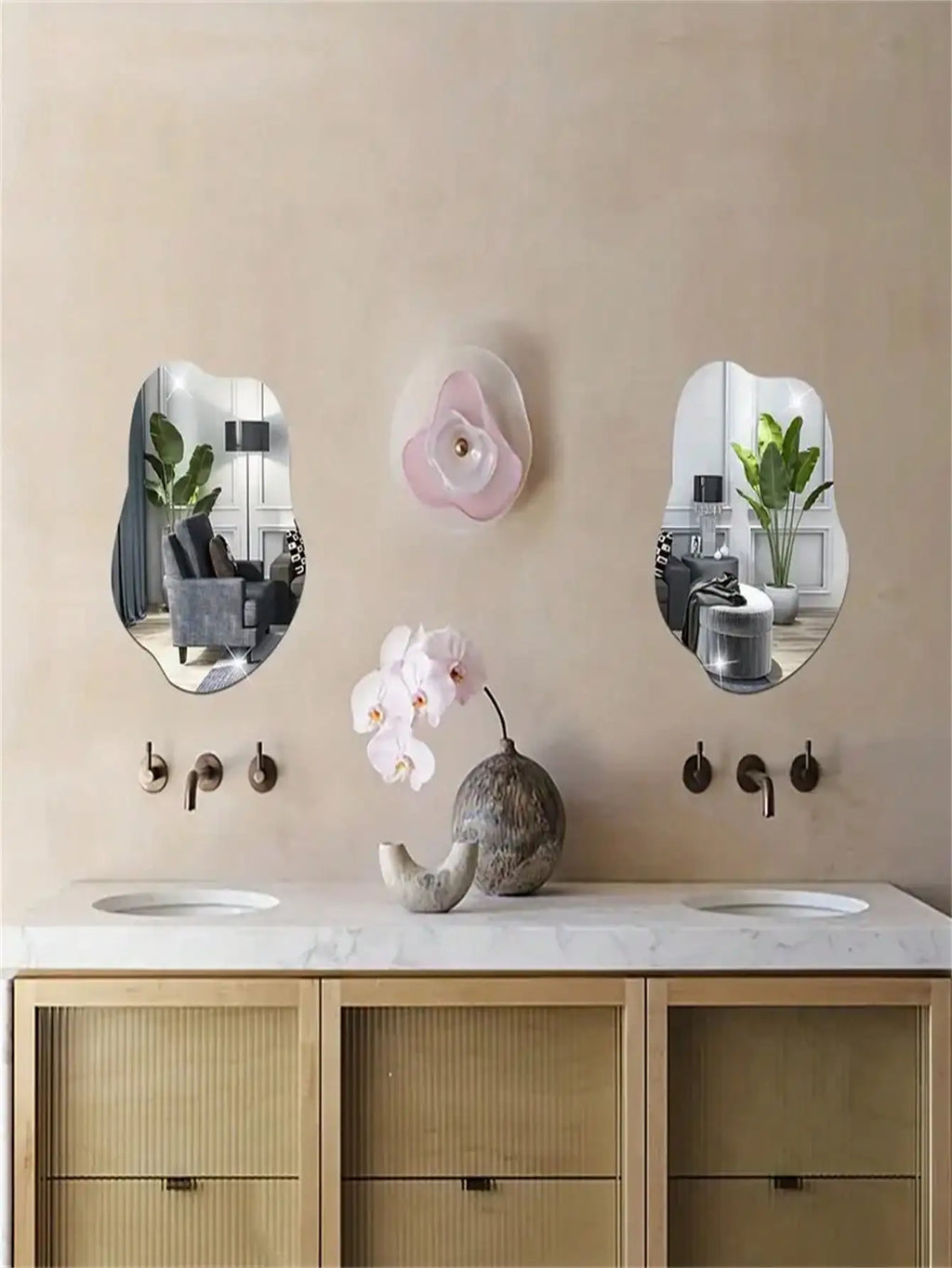 Cloud-Shaped Acrylic Shatterproof Mirror for Elegant Home Decor