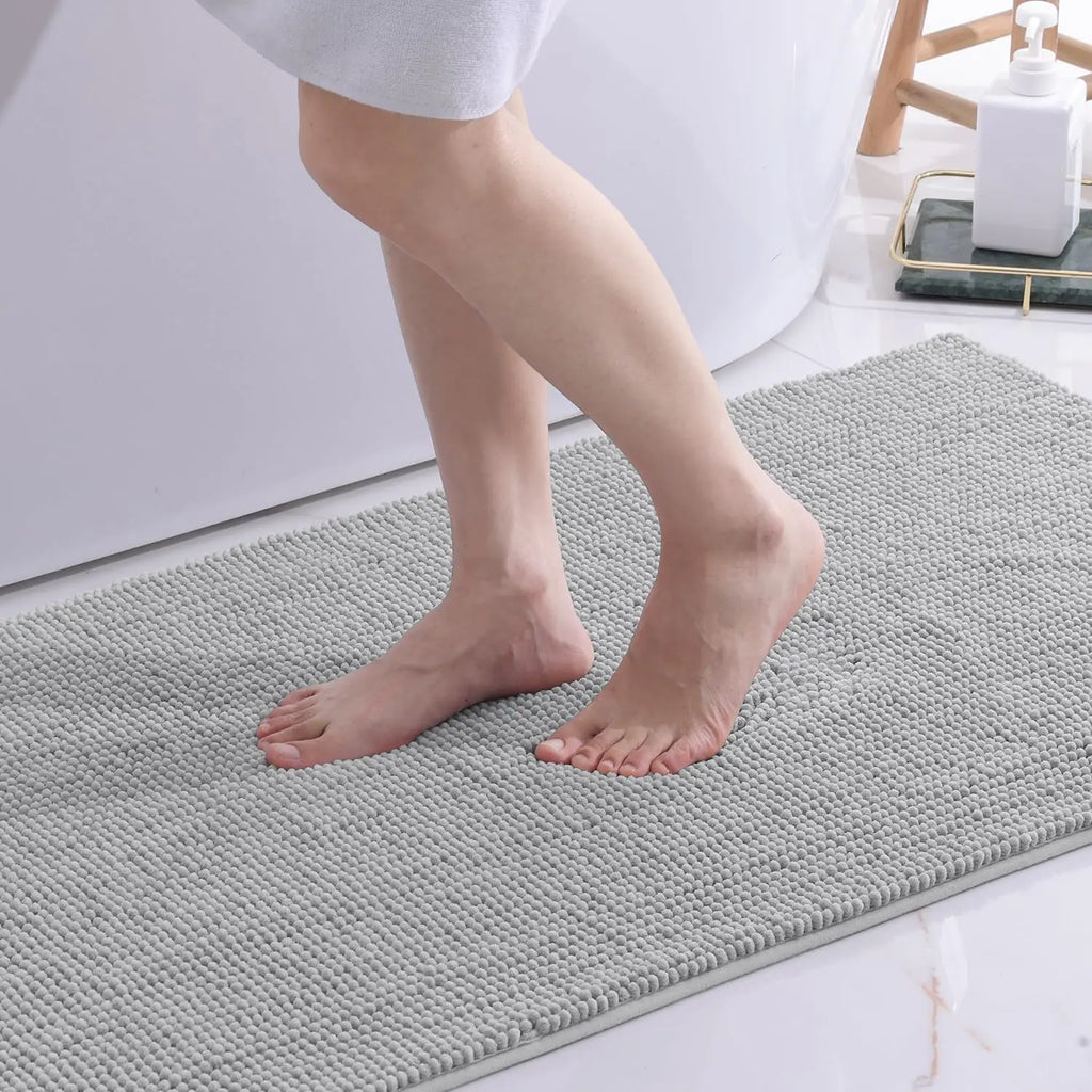 Homaxy Chenille Bathroom Mat – Non-Slip Dirt & Water Absorbent Microfiber Rug