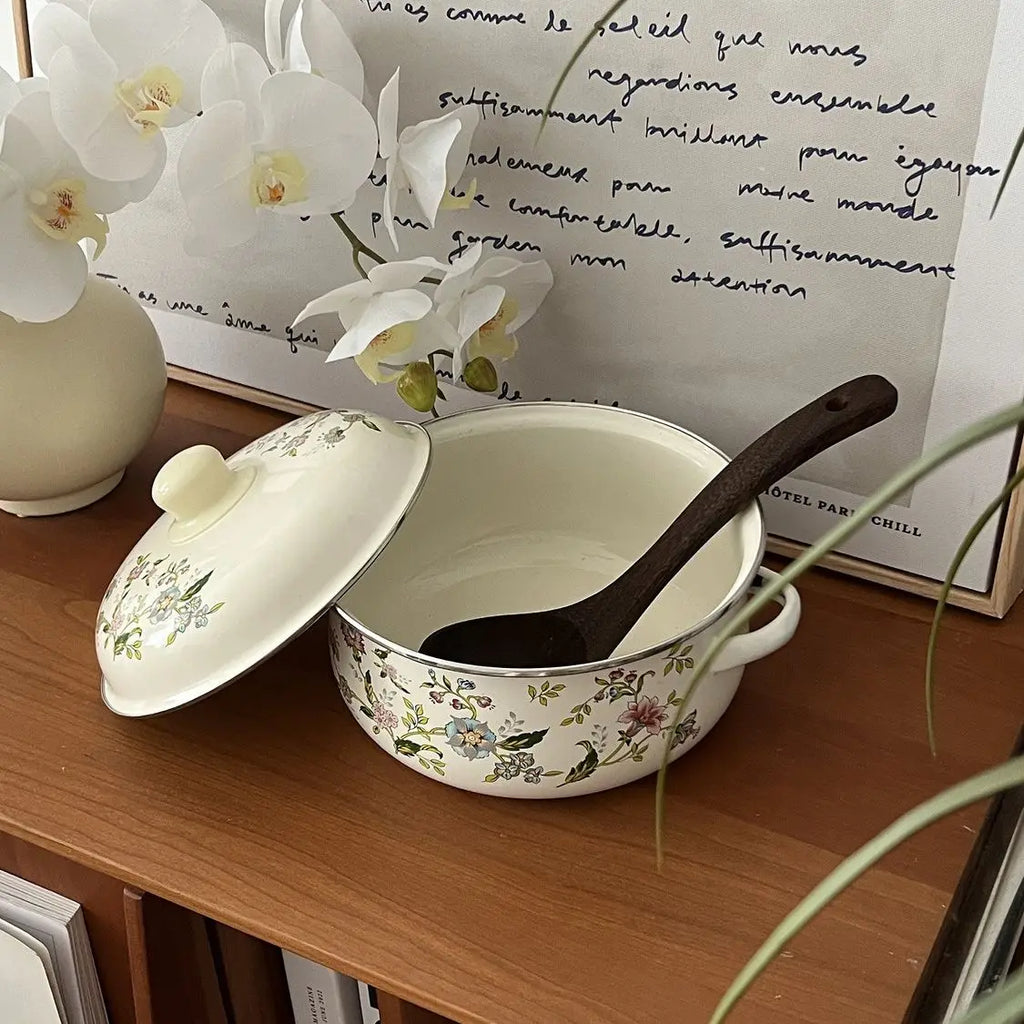 Eco-Friendly Porcelain Enameled Soup Pot – Durable & Multi-Purpose