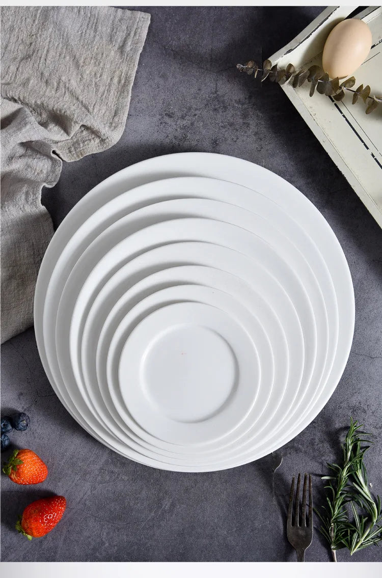Round Ceramic Plate – Solid Porcelain Tableware for Home & Hotel