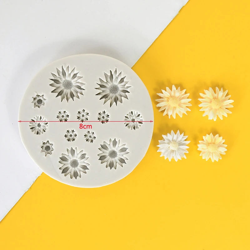 Silicone Cake Mold – Reusable, Non-Stick Baking Tool