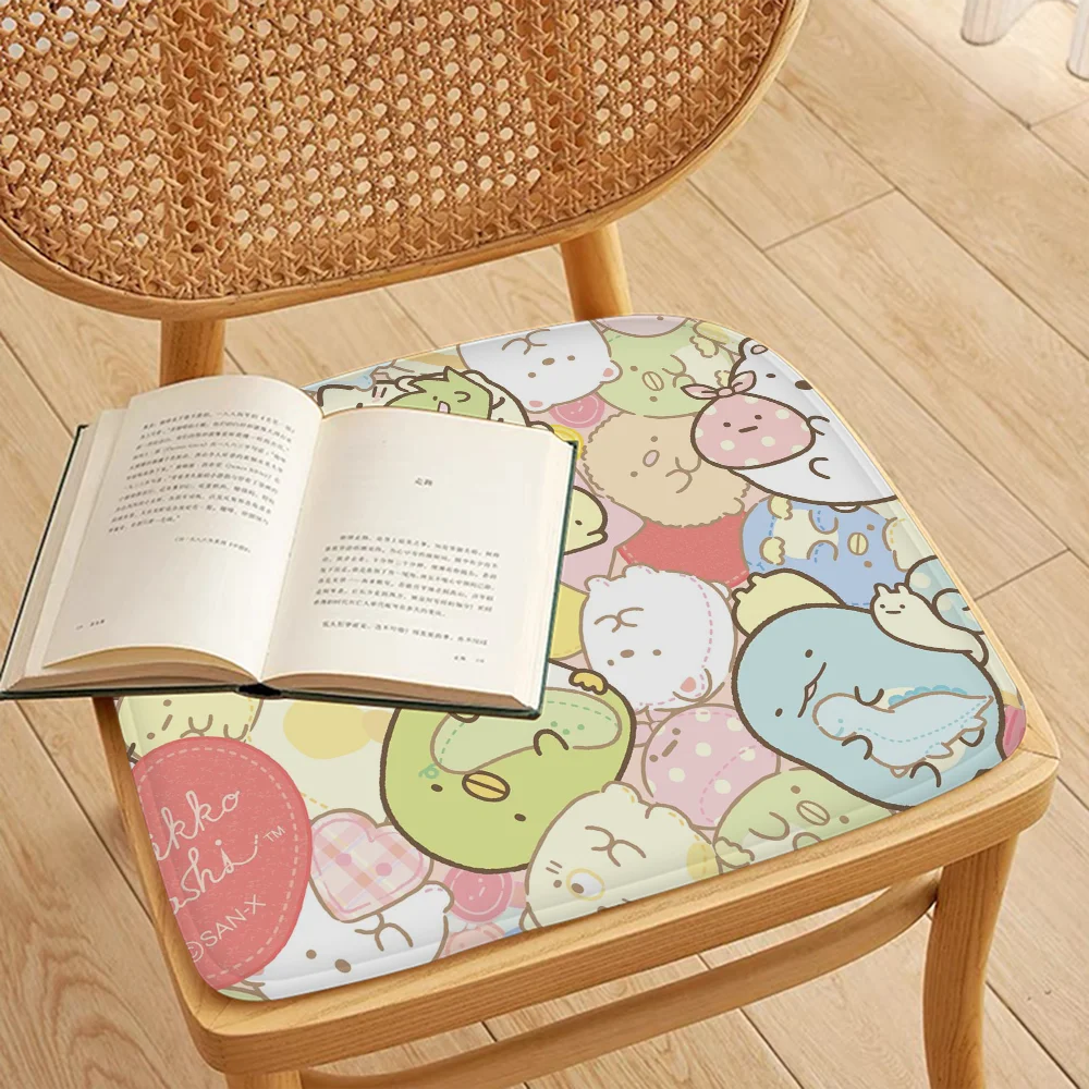 Cute Cartoon Seat Cushion Flannel Sponge Anti-Slip Breathable 40-50cm